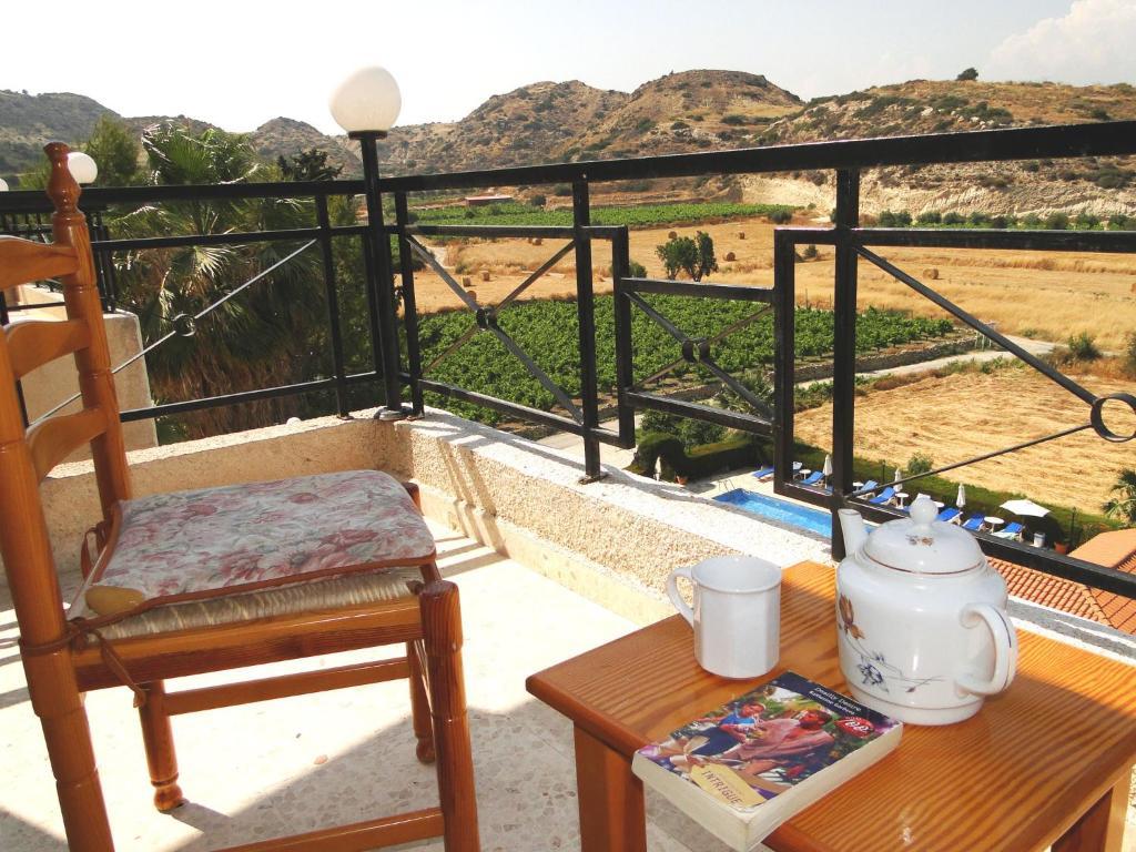Ampelokipi Holiday Apartments Pissouri Phòng bức ảnh